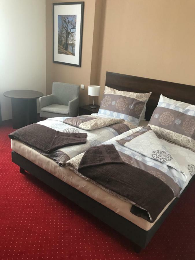 Wellness Hotel Harmonie Trebon Luaran gambar