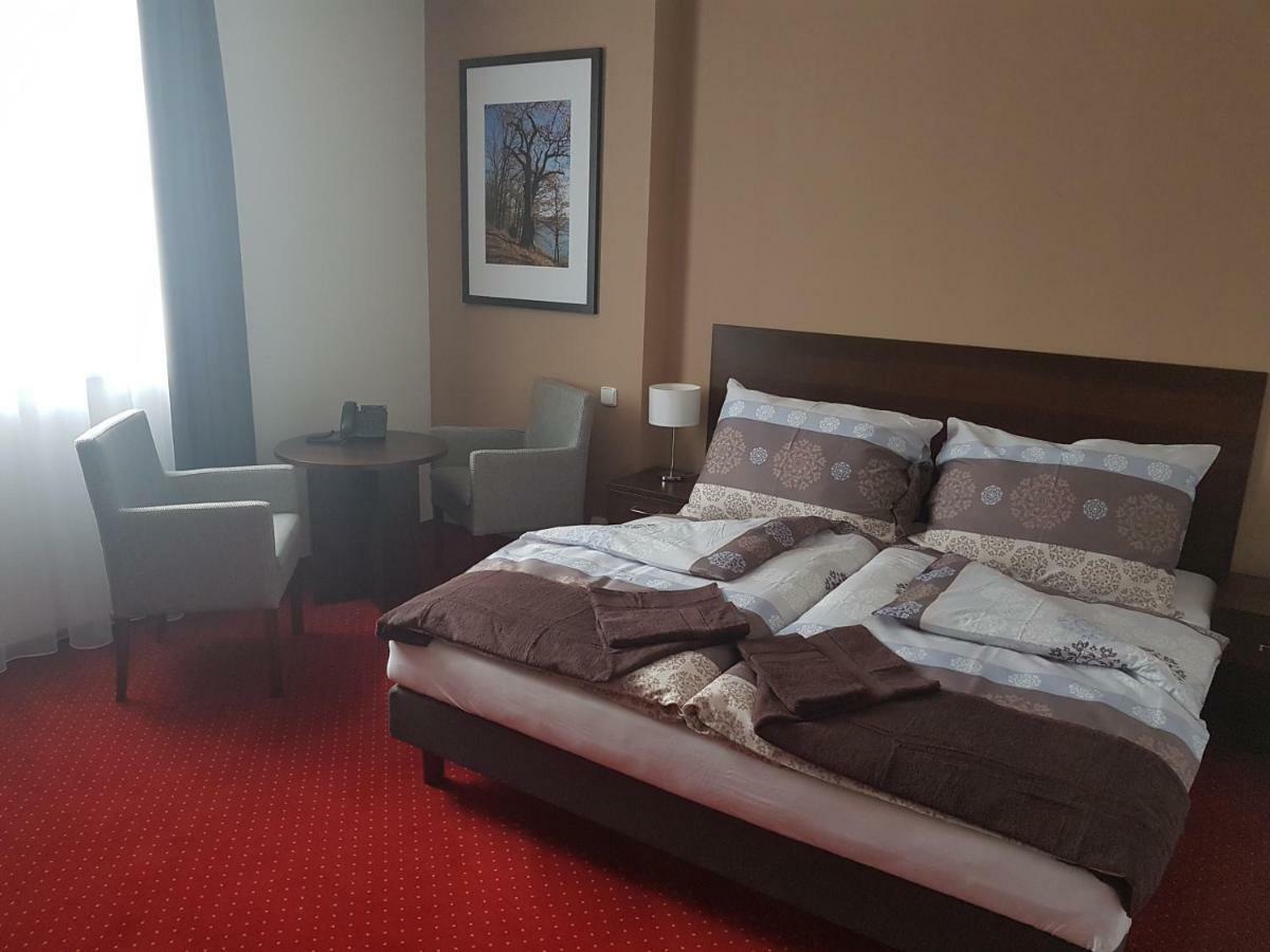 Wellness Hotel Harmonie Trebon Luaran gambar