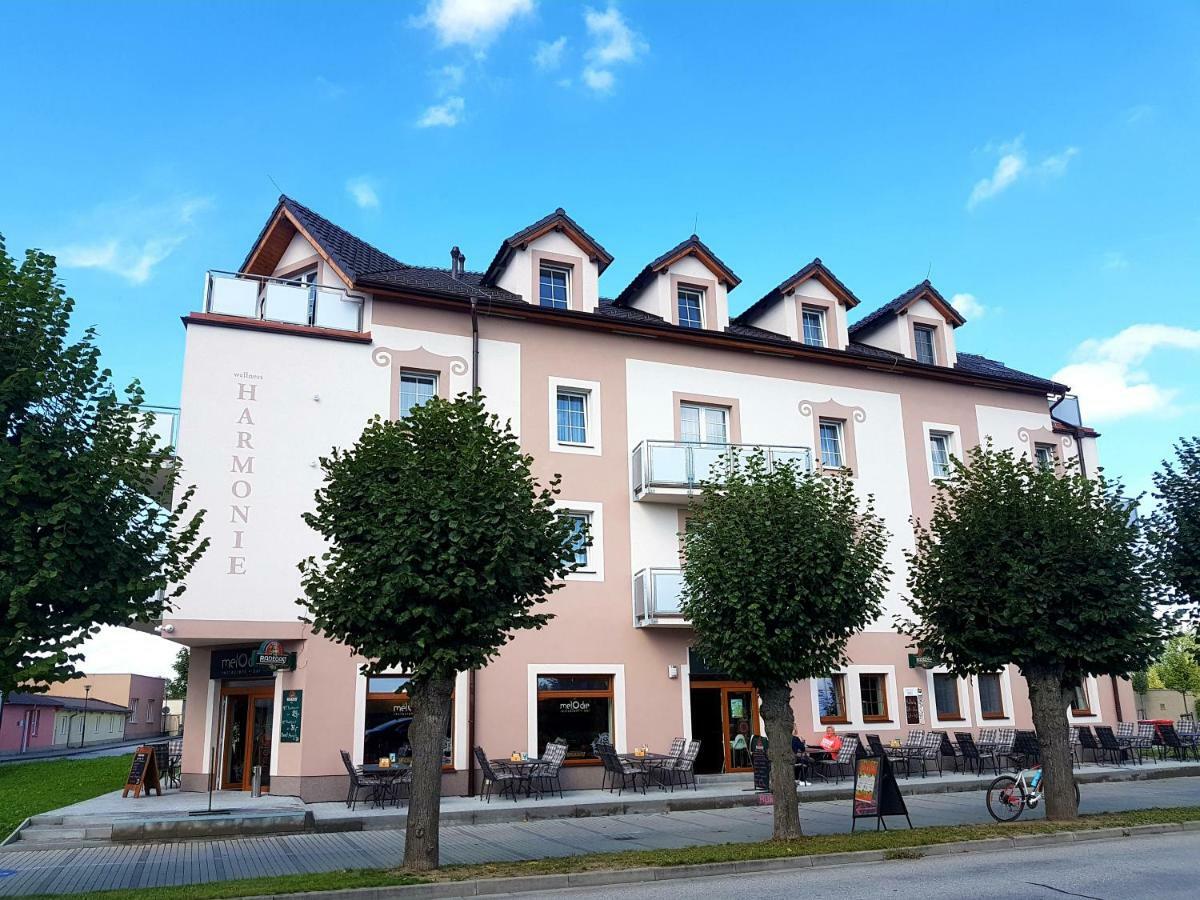 Wellness Hotel Harmonie Trebon Luaran gambar