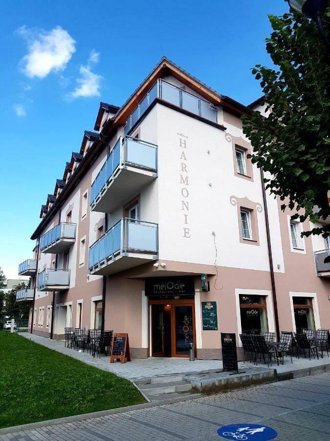 Wellness Hotel Harmonie Trebon Luaran gambar