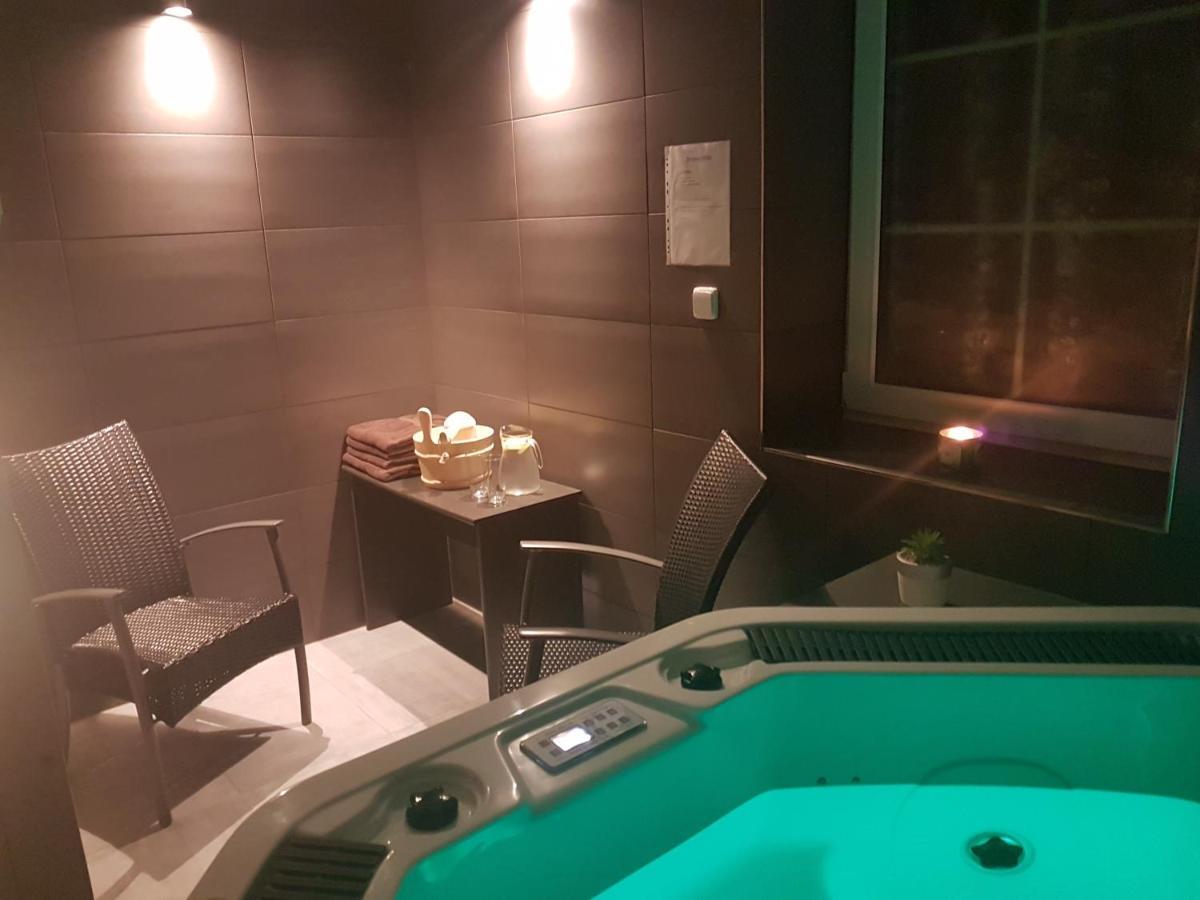 Wellness Hotel Harmonie Trebon Luaran gambar